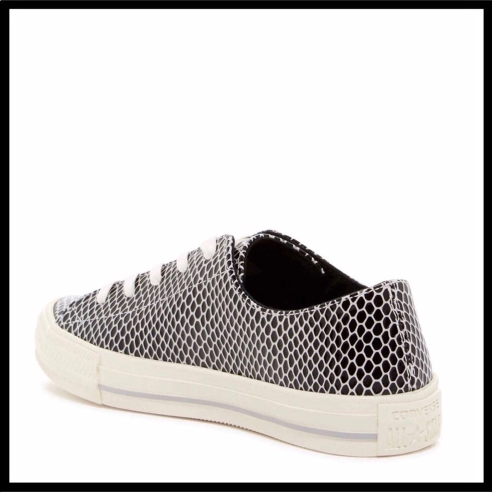CONVERSE LEATHER LO OX BLACK EMBOSSED SNEAKERS - Picture 5 of 8
